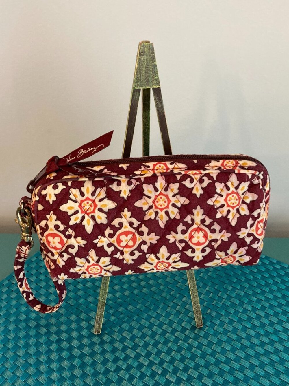Vera Bradley Zip Wristlet Pouch Floral Burgundy Medallion